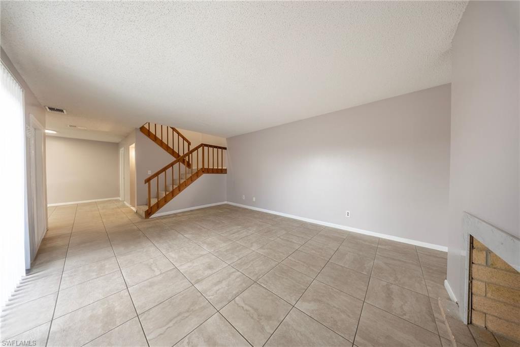 PARKWOOD VILLAS - Residential