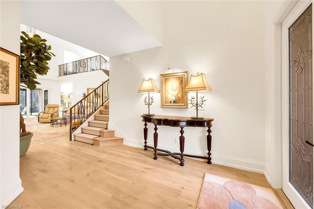 AUTUMN WOODS - Residential