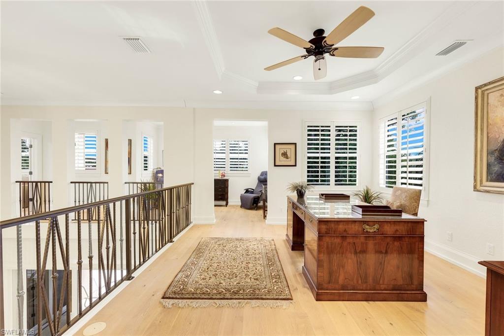 AUTUMN WOODS - Residential