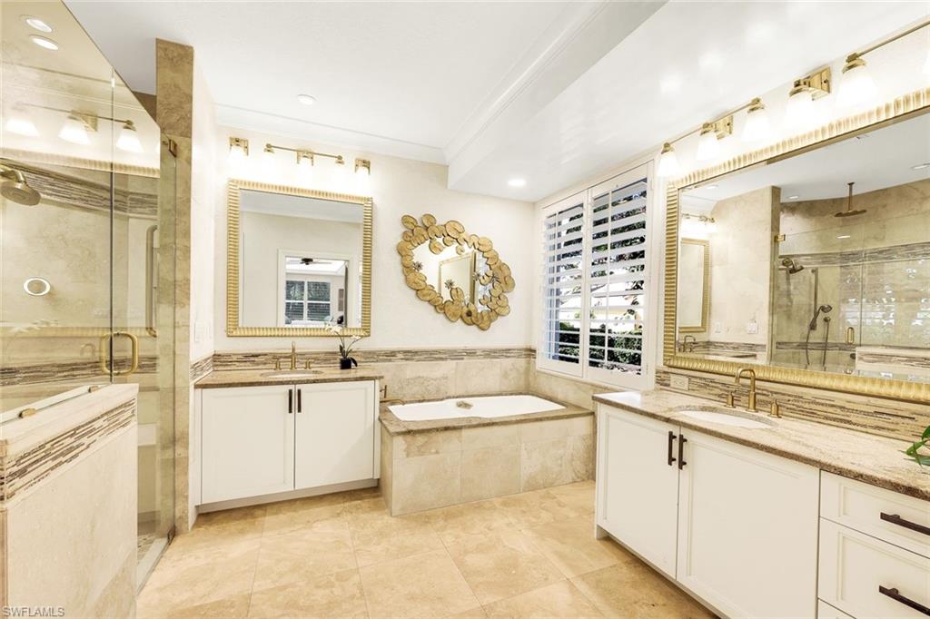 AUTUMN WOODS - Residential