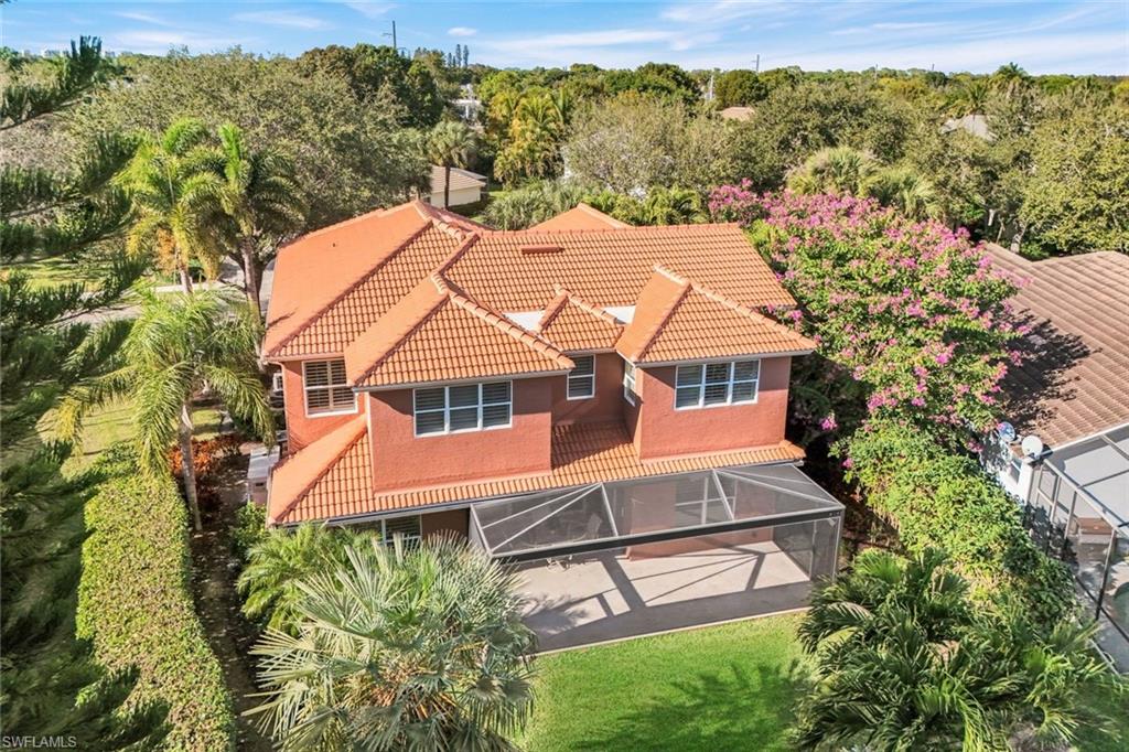 AUTUMN WOODS - Residential