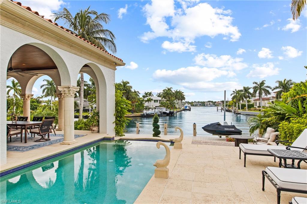 ROYAL HARBOR - Residential