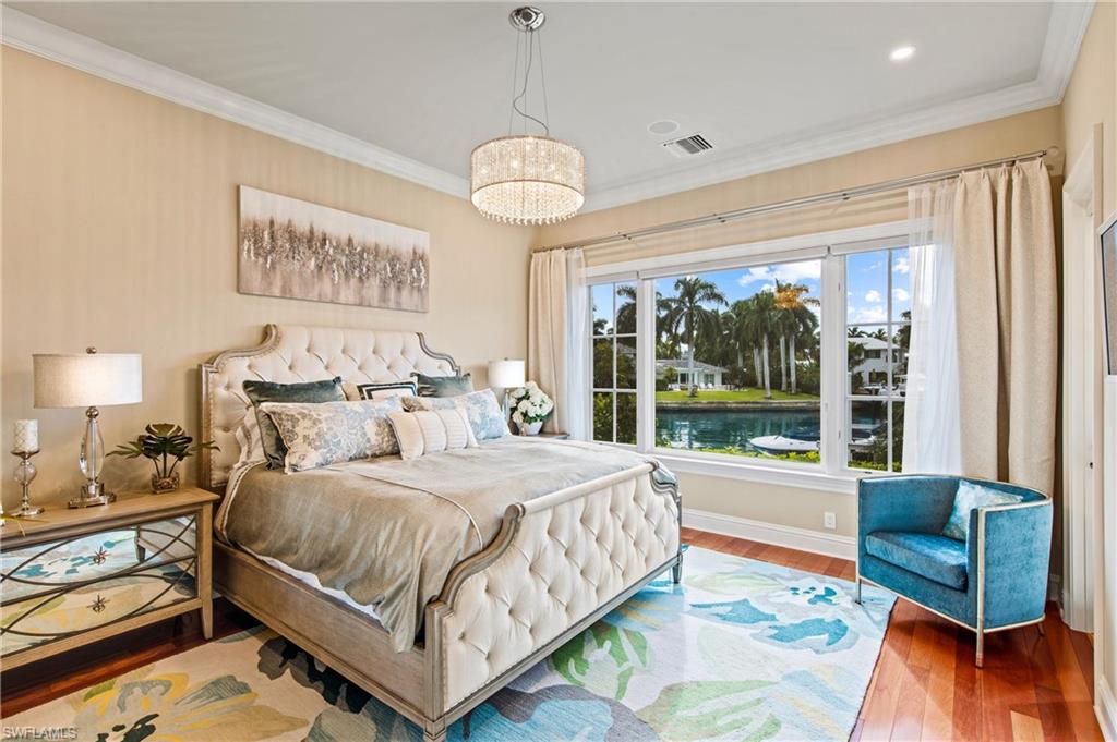 ROYAL HARBOR - Residential