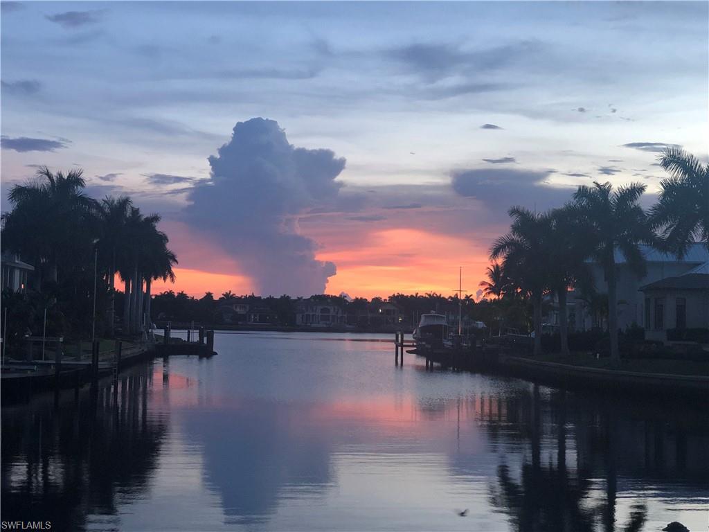 ROYAL HARBOR - Residential