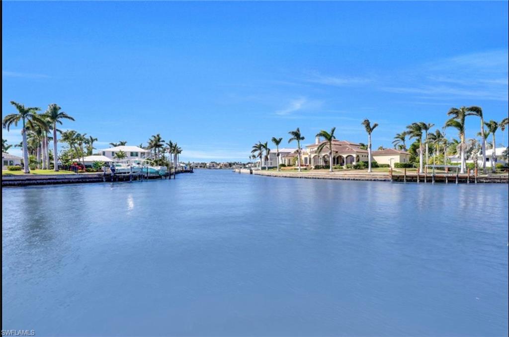 ROYAL HARBOR - Residential