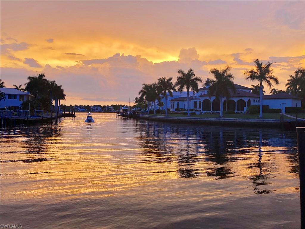 ROYAL HARBOR - Residential