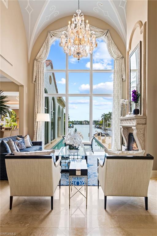 ROYAL HARBOR - Residential