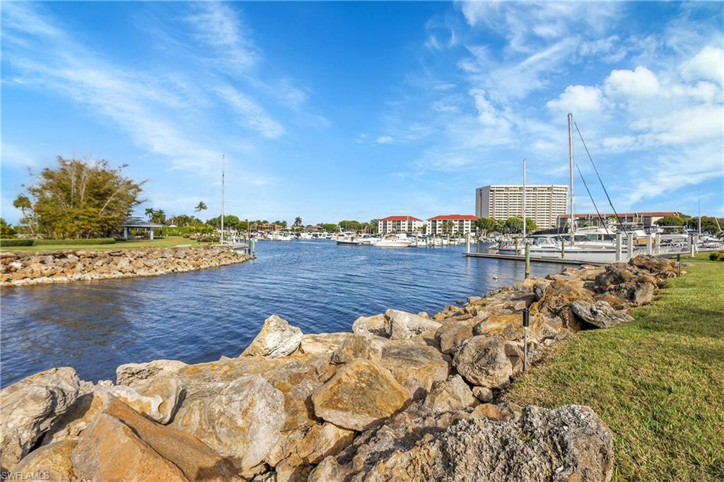 WINDJAMMER VILLAGE AT THE LAND - Residential