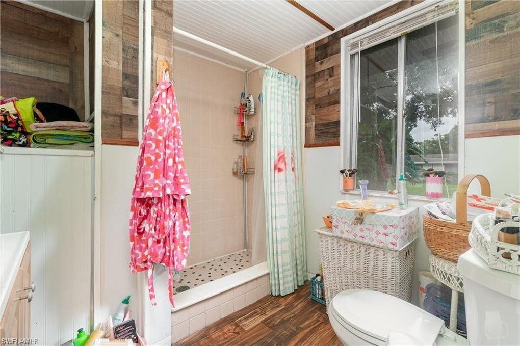 PAGE FIELD - Residential Lease