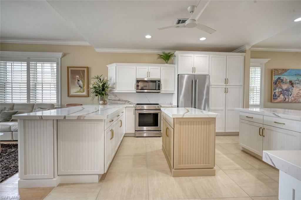 HARBOUR LINKS - Residential