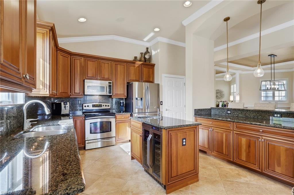 THE ENCLAVE - Residential