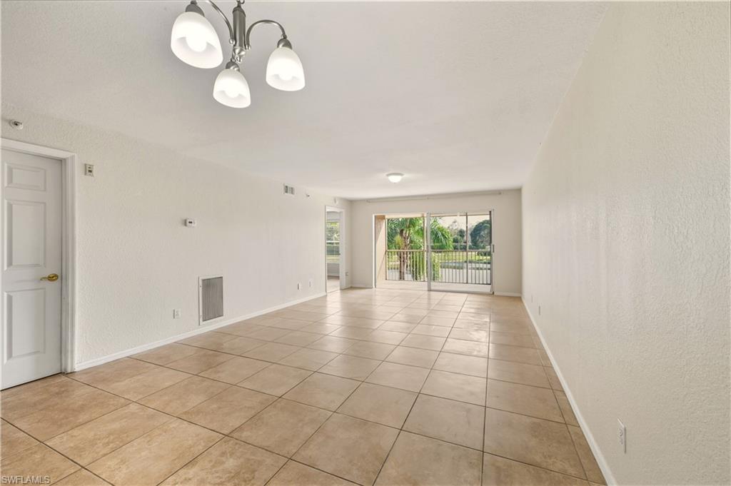 VICTORIA SHORES - Residential