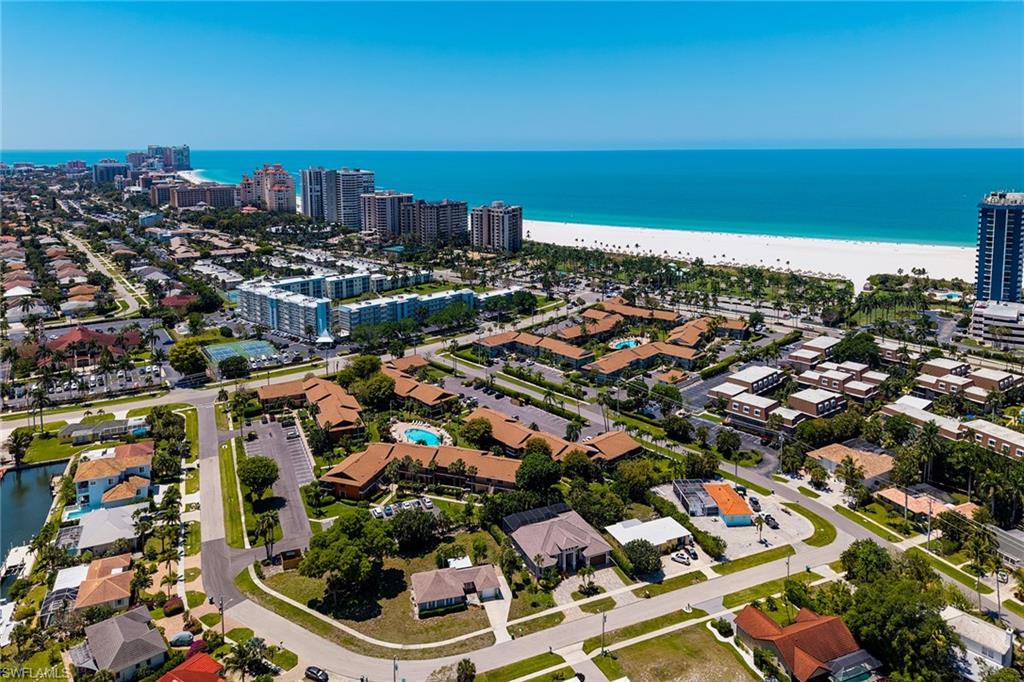 MARINER APTS MARCO ISLAND - Residential