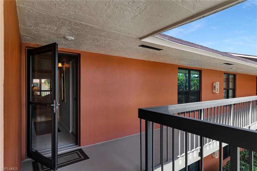 MARINER APTS MARCO ISLAND - Residential