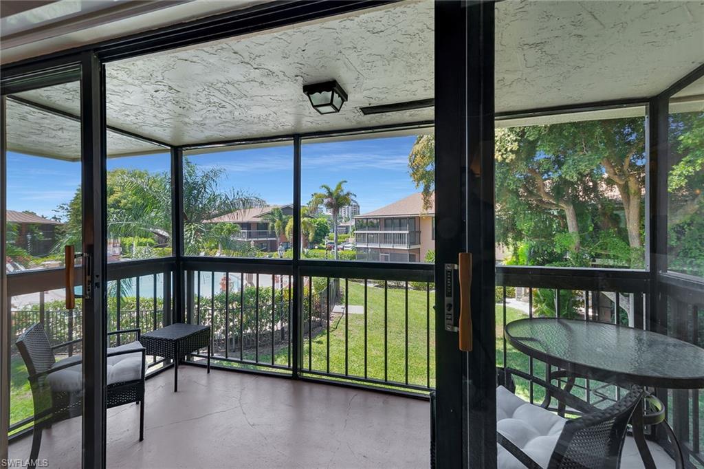 MARINER APTS MARCO ISLAND - Residential
