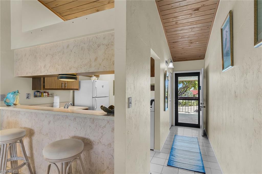 MARINER APTS MARCO ISLAND - Residential