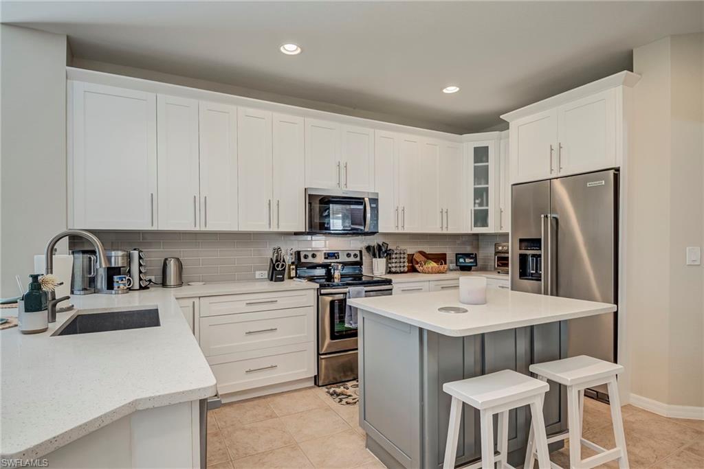 VALENCIA COUNTRY CLUB - Residential