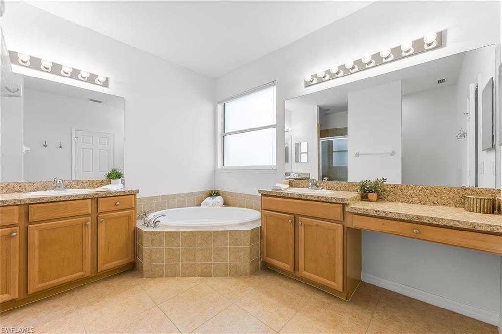 CATALINA ISLES - Residential