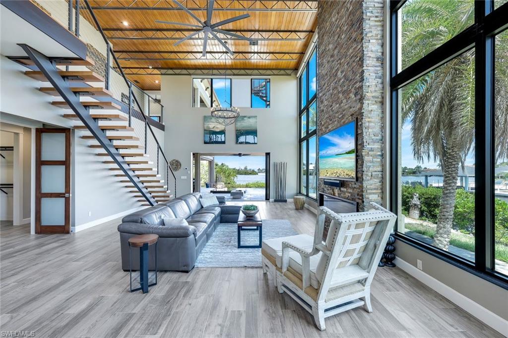 2755 Cussell DR