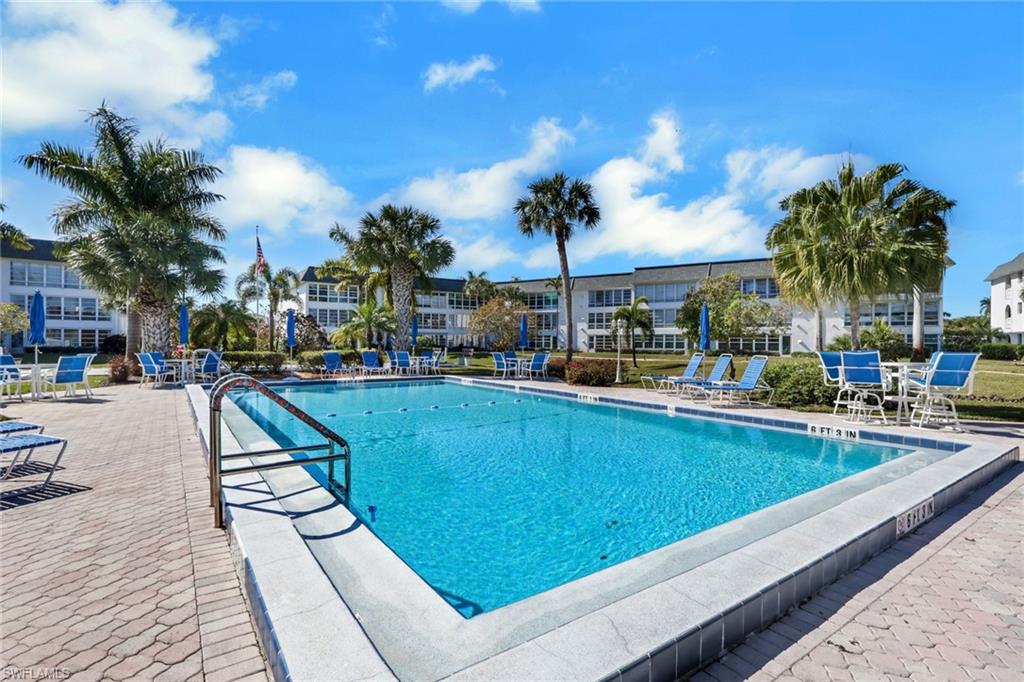 VISTA PALMS - Residential