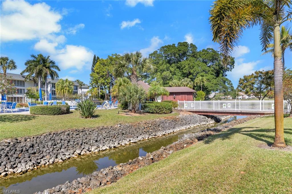 VISTA PALMS - Residential