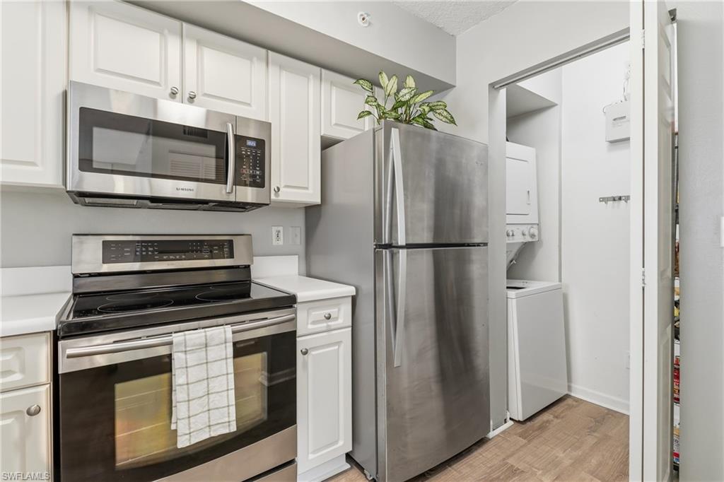 THE ENCLAVE AT NAPLES - Residential