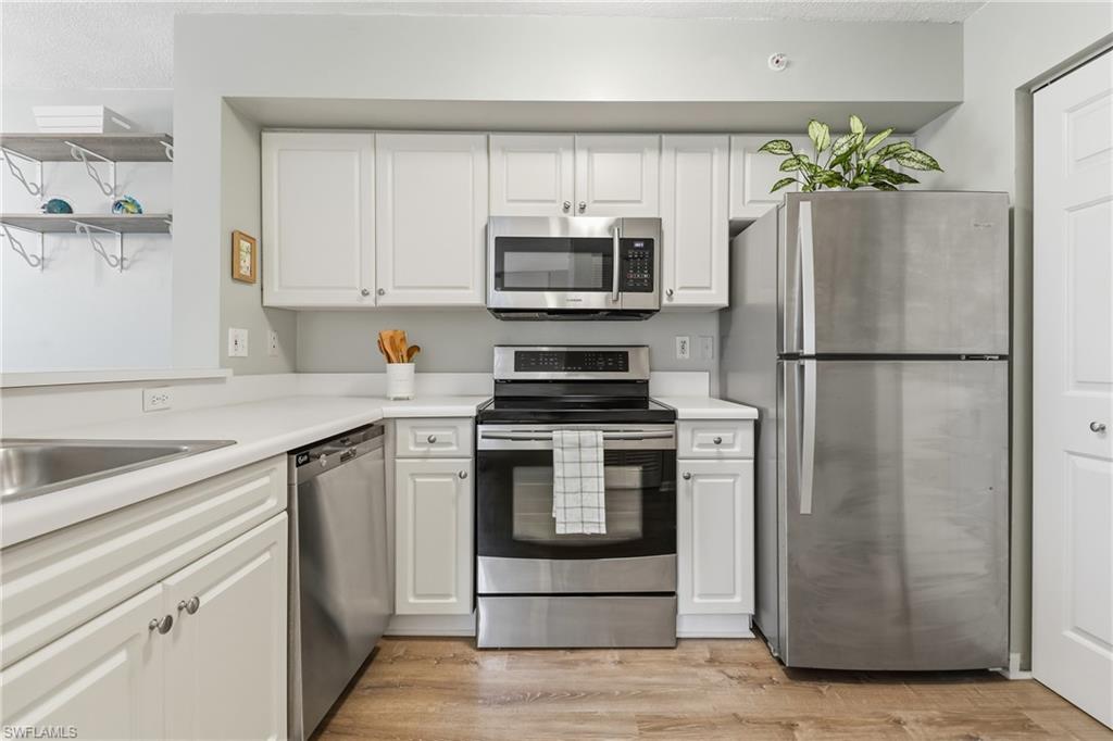 THE ENCLAVE AT NAPLES - Residential