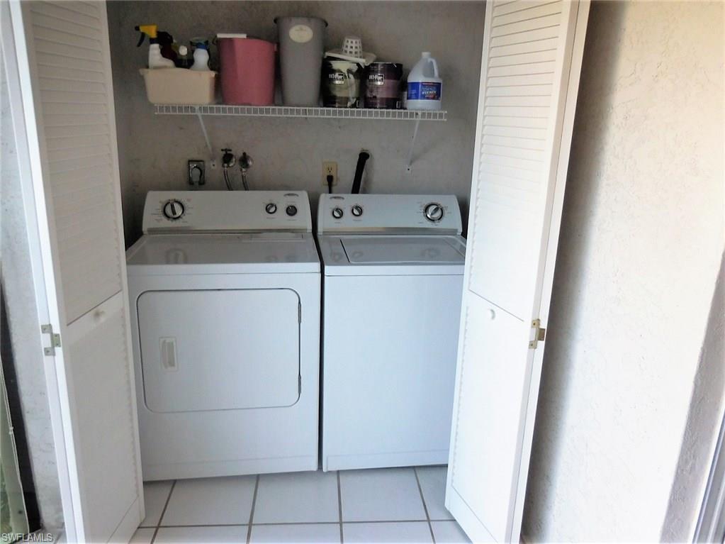 ROYAL PELICAN TOWNHOUSE - Residential