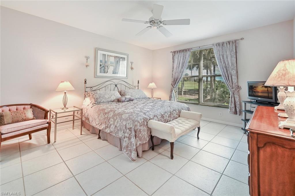 CHARLESTON SQUARE - Residential