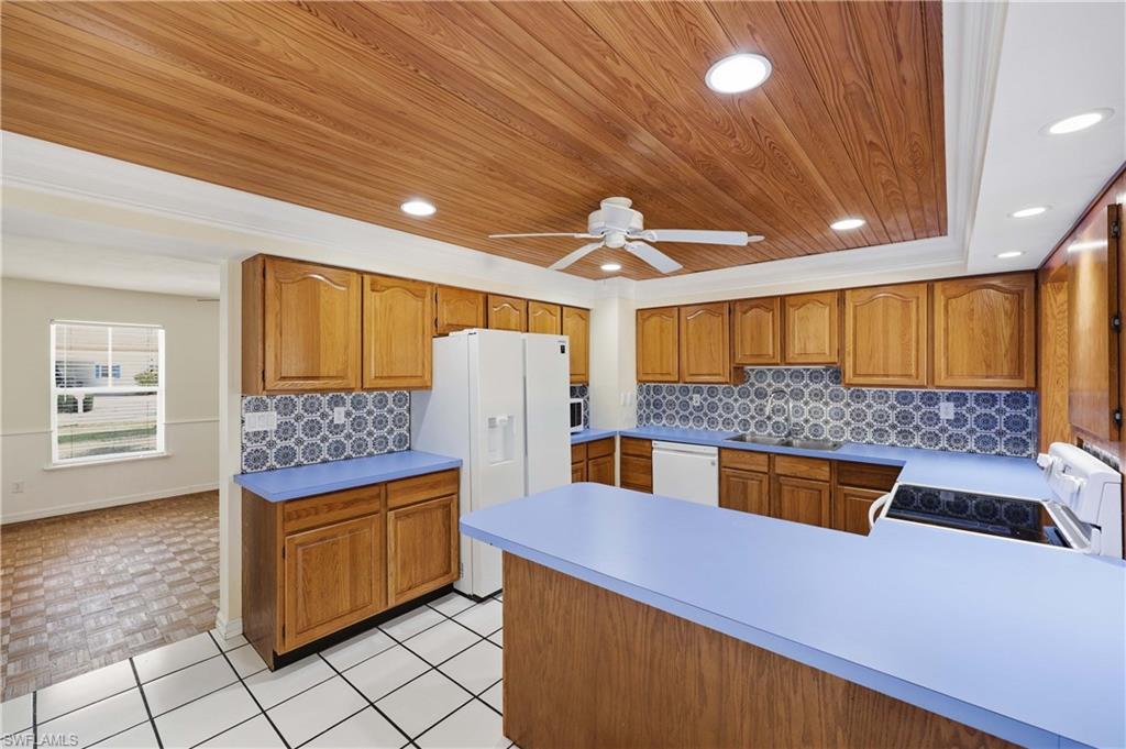 LAKE PARK - Residential Lease