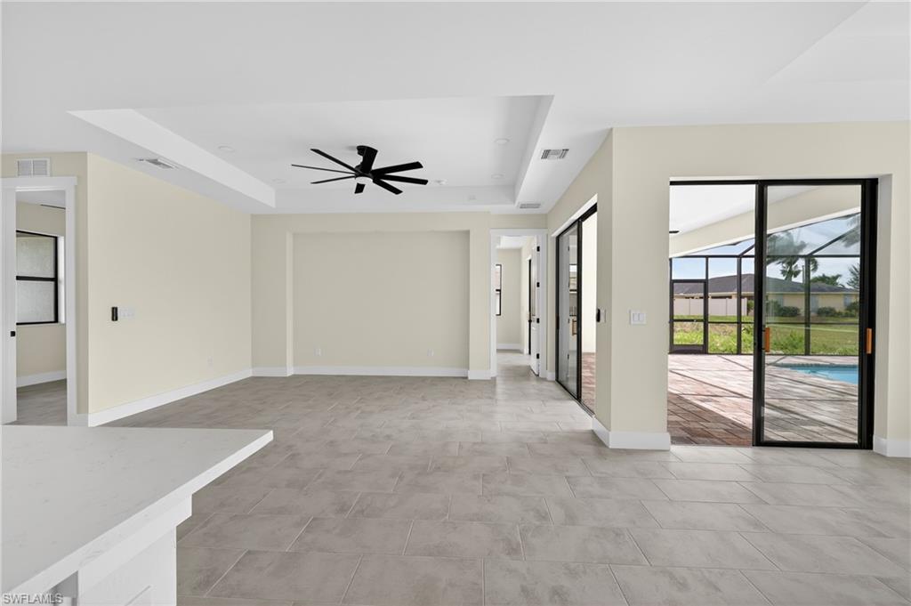 CAPE CORAL - Residential