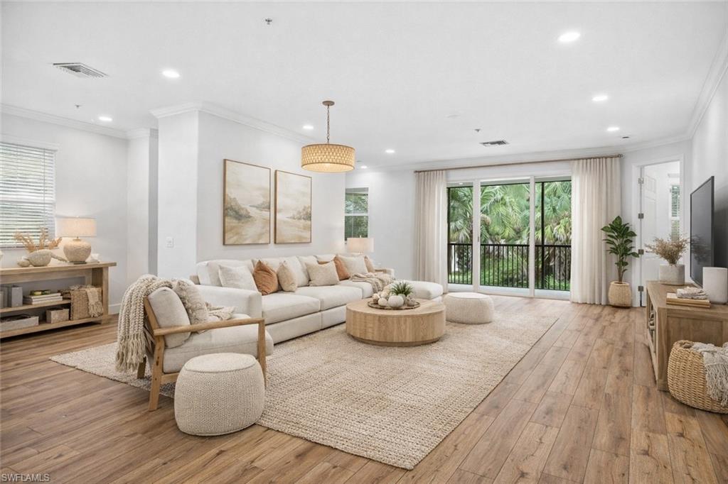 HIDEAWAY COVE - Residential