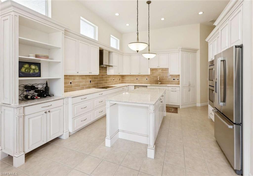 GOLDEN GATE ESTATES - Residential