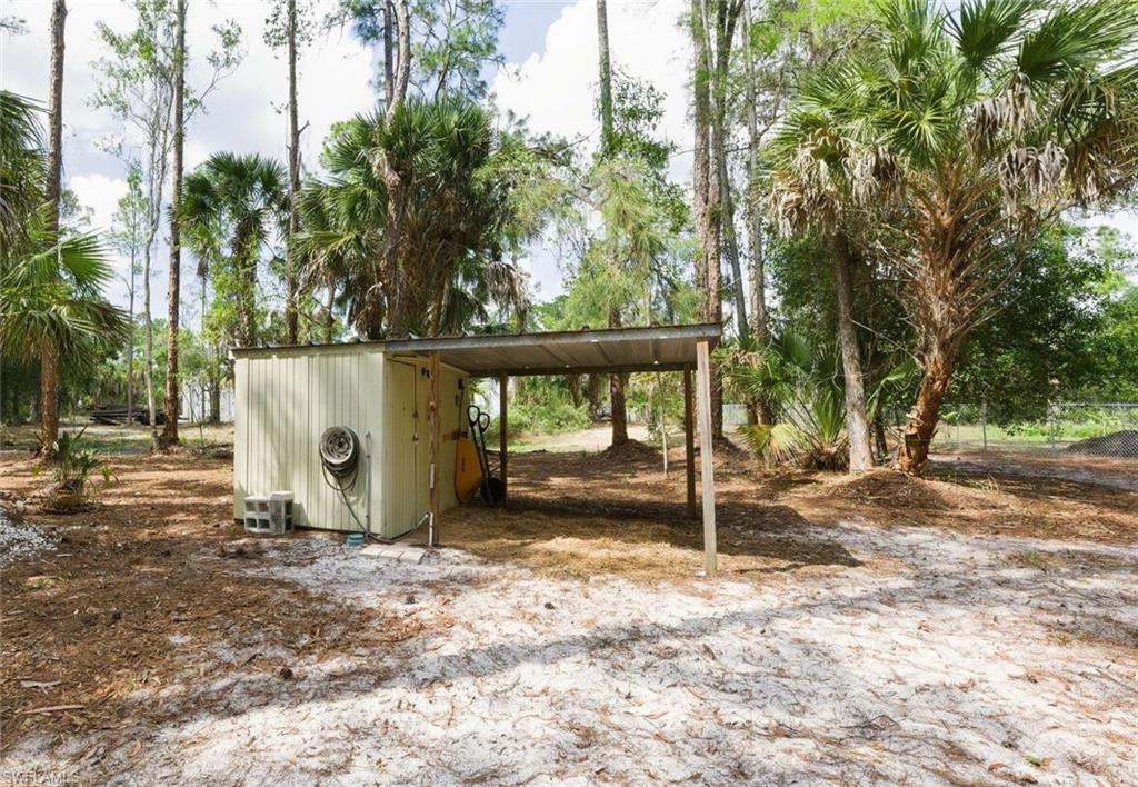 GOLDEN GATE ESTATES - Residential