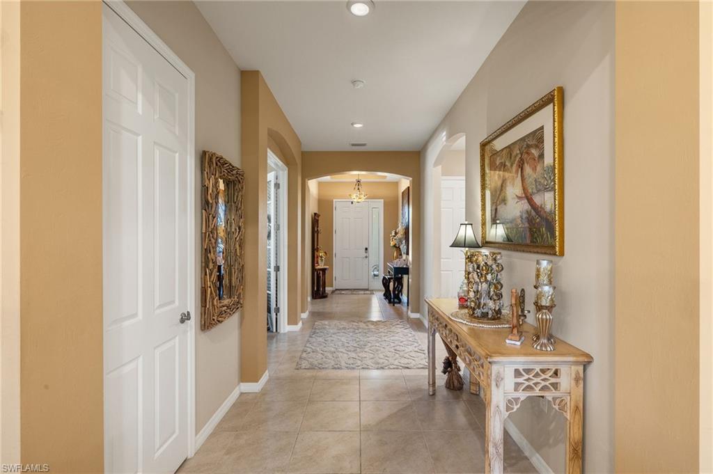 3286 Baravaldo CIR