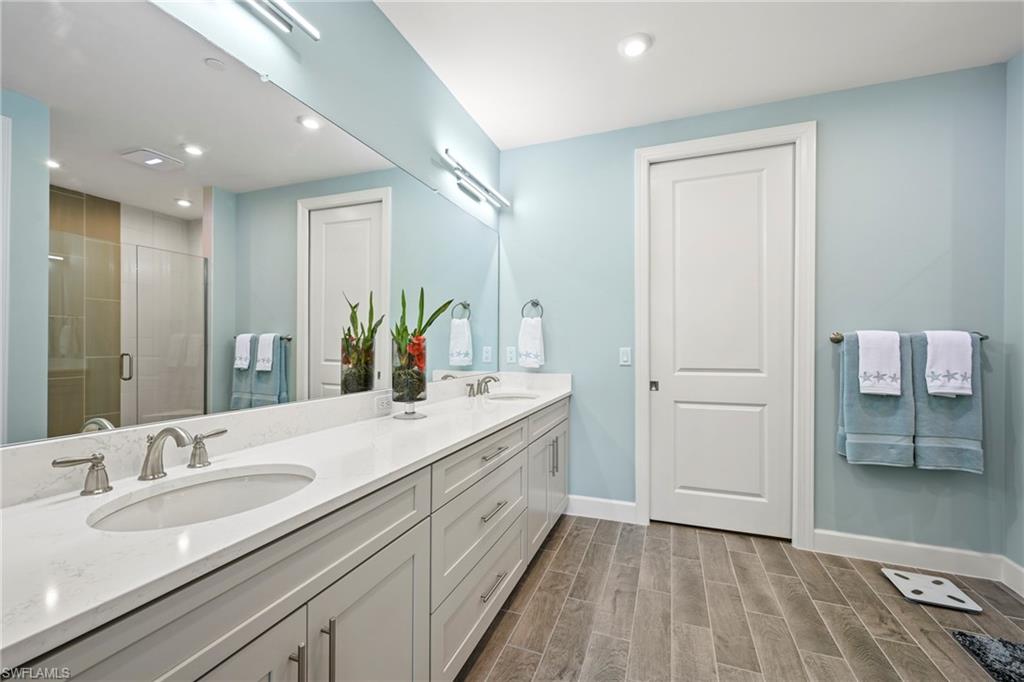 ESPLANADE BY THE ISLANDS - Residential