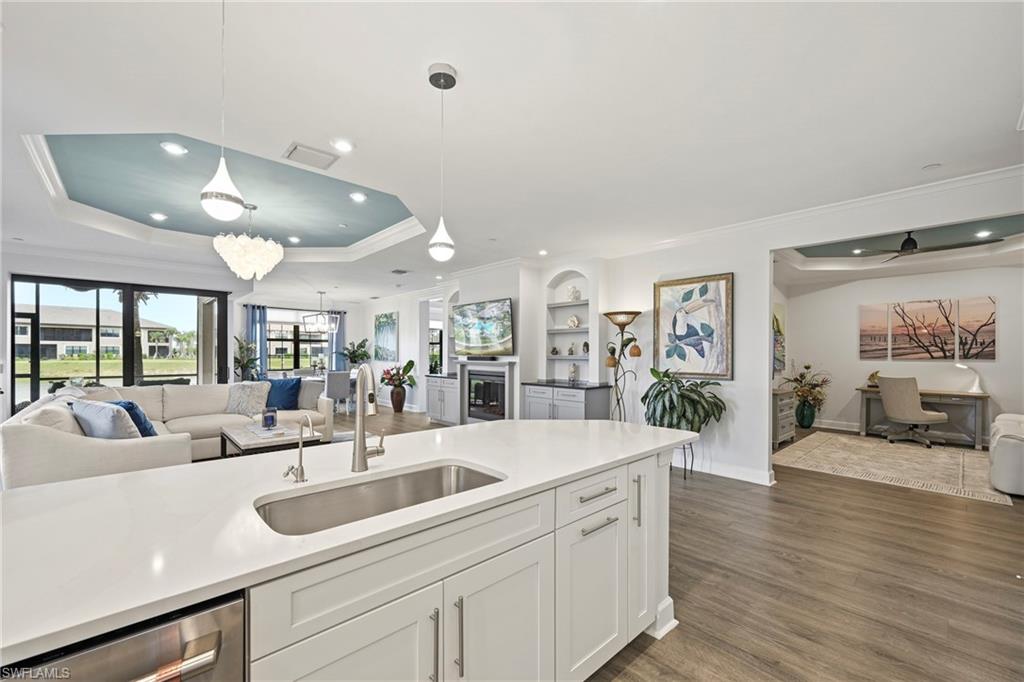 ESPLANADE BY THE ISLANDS - Residential