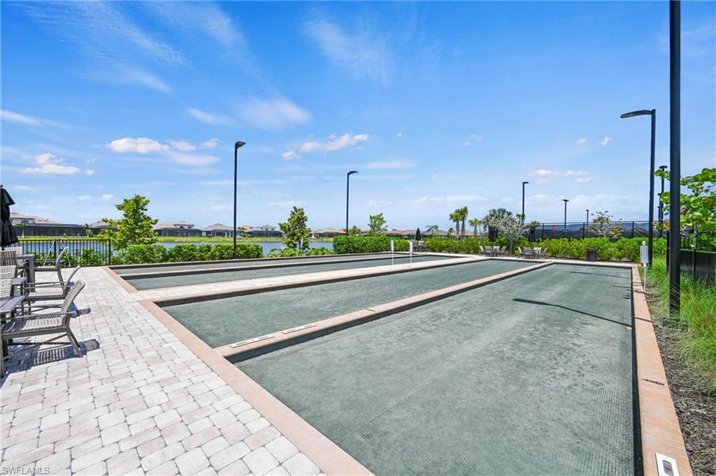 ESPLANADE BY THE ISLANDS - Residential