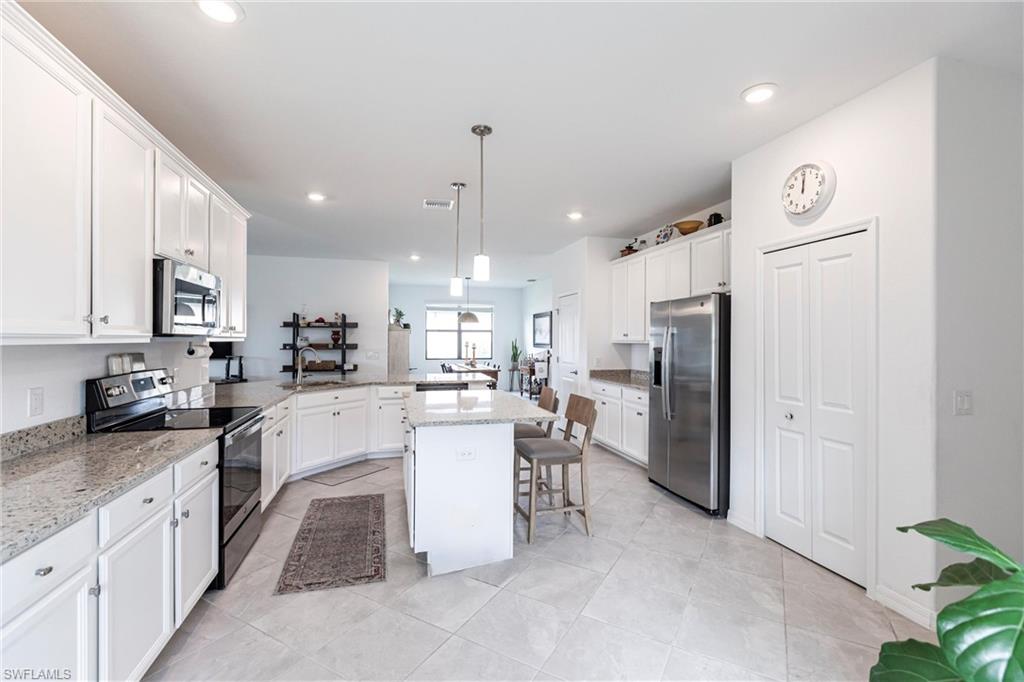 PORTICO - Residential