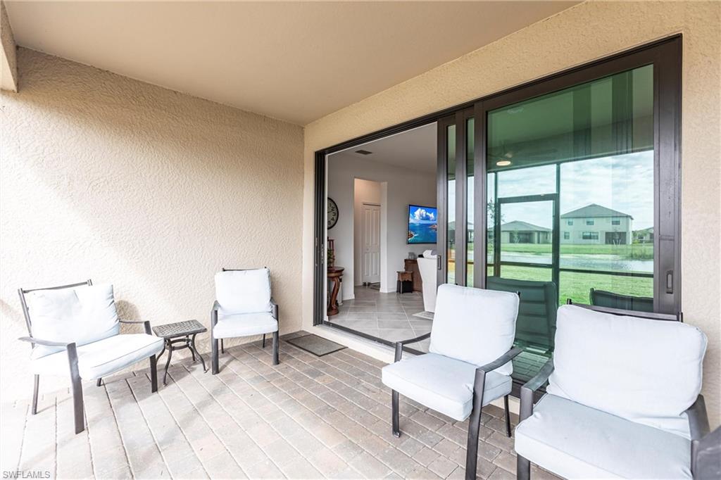 PORTICO - Residential