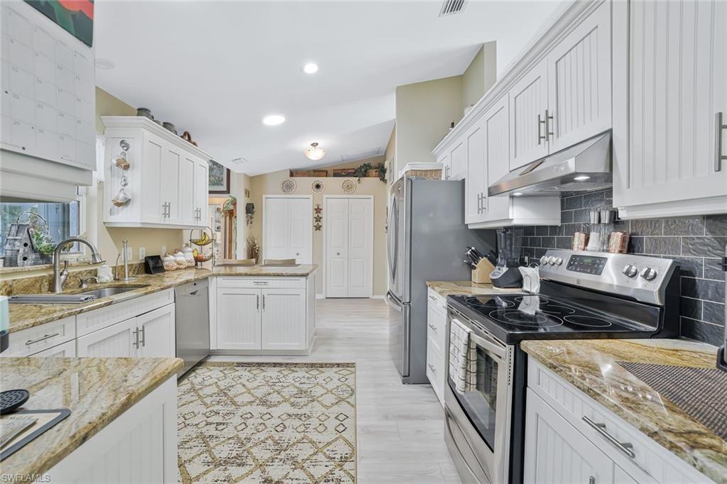 MARCO BEACH - Residential