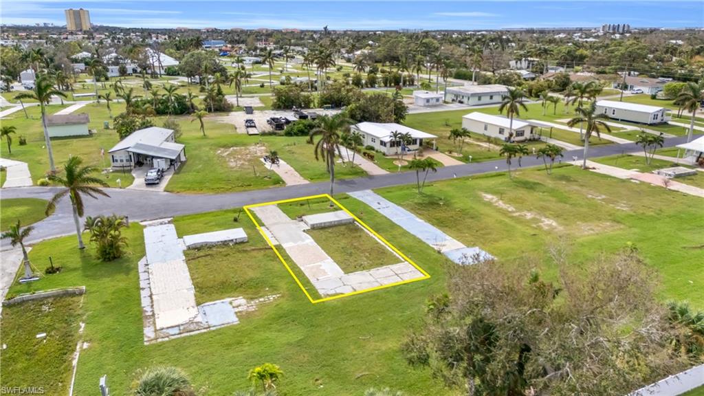 PLANTATION ESTATES MOBILE HOME - Land