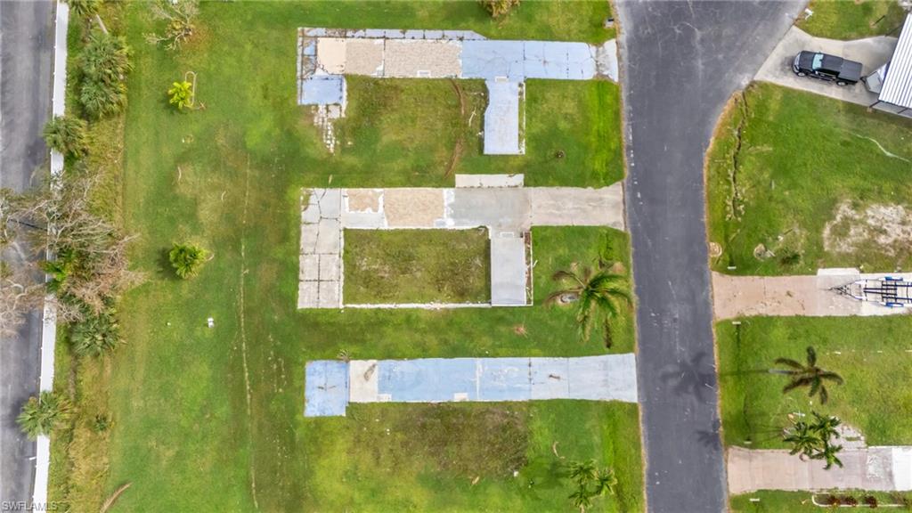 PLANTATION ESTATES MOBILE HOME - Land