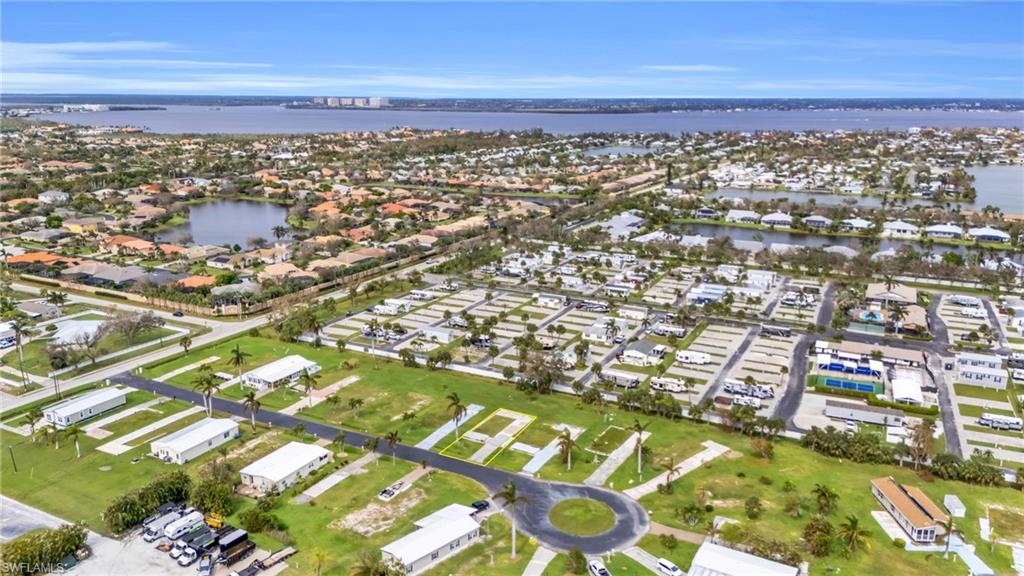 PLANTATION ESTATES MOBILE HOME - Land