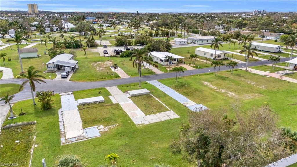 PLANTATION ESTATES MOBILE HOME - Land