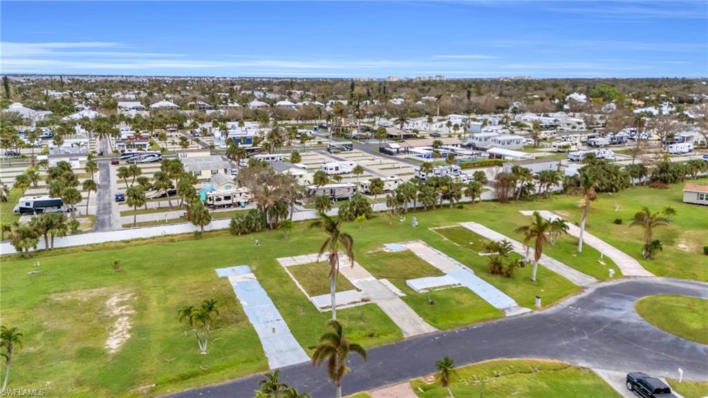 PLANTATION ESTATES MOBILE HOME - Land