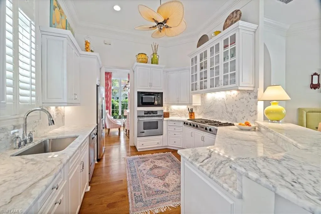 Naples, Florida 34105, United States, 3 Bedrooms Bedrooms, ,3 BathroomsBathrooms,Residential,Contingent,82459