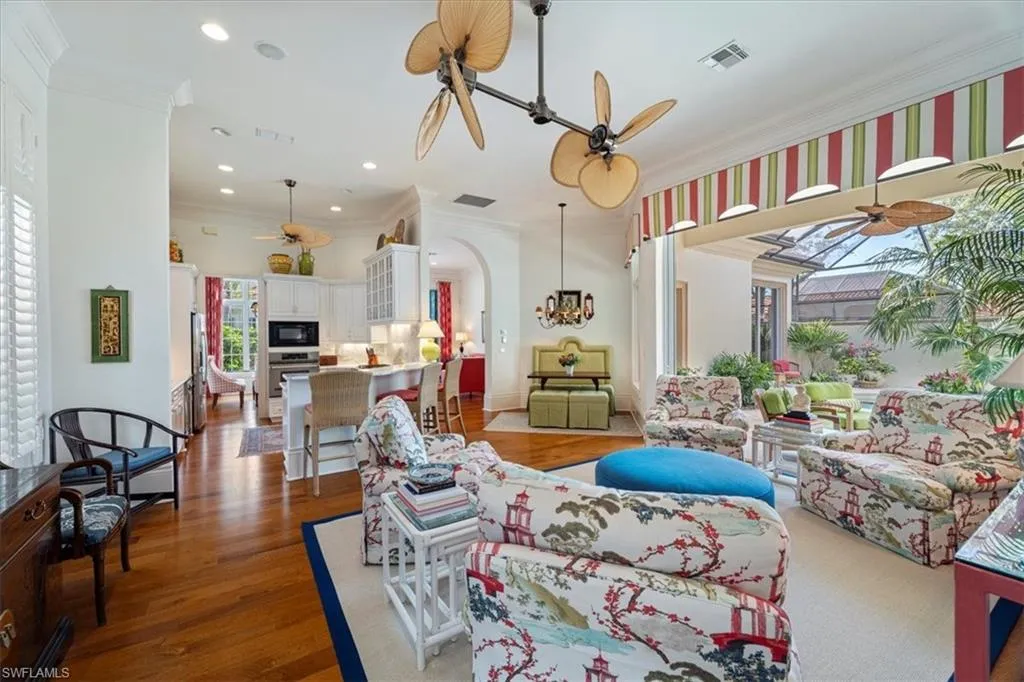 Naples, Florida 34105, United States, 3 Bedrooms Bedrooms, ,3 BathroomsBathrooms,Residential,Contingent,82459