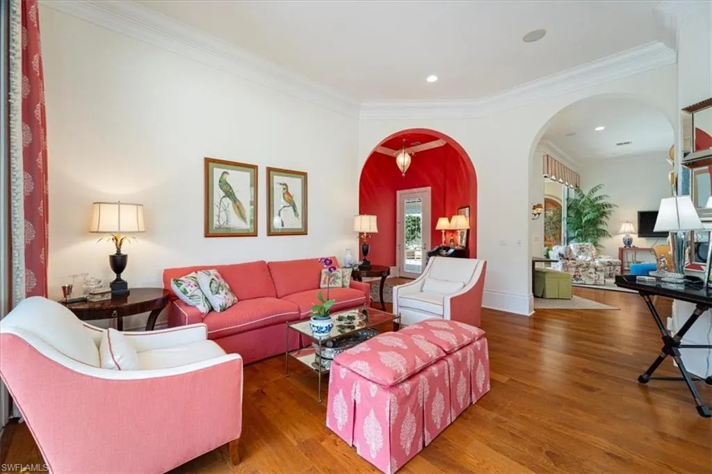 Naples, Florida 34105, United States, 3 Bedrooms Bedrooms, ,3 BathroomsBathrooms,Residential,Contingent,82459