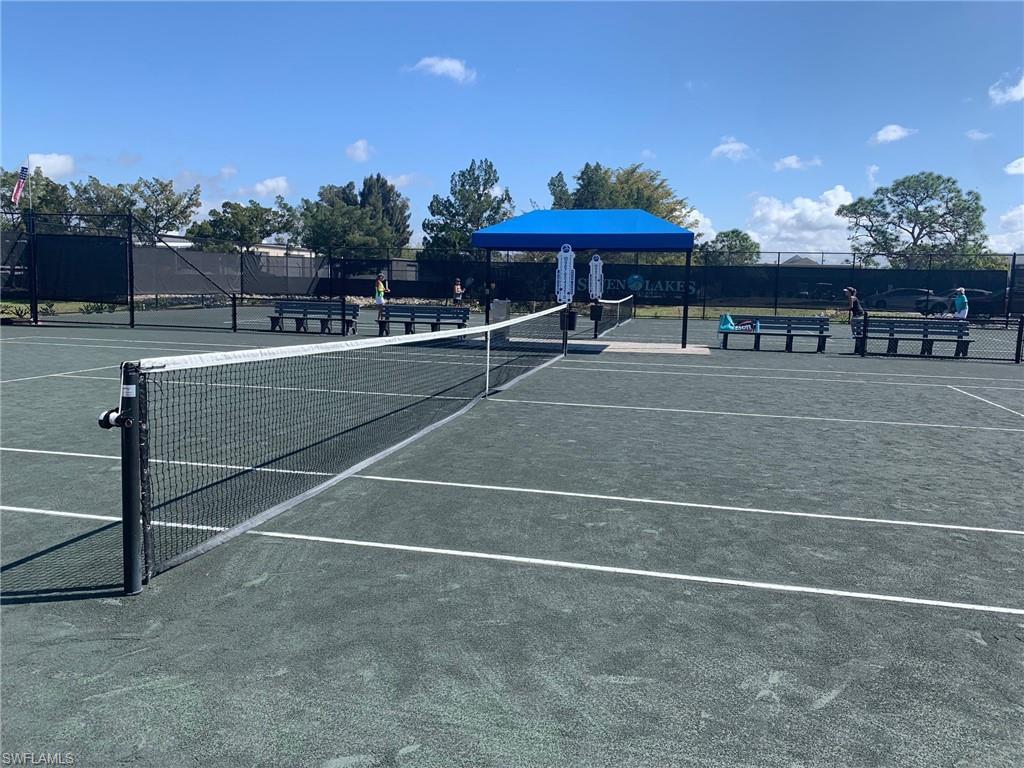 SEVEN LAKES - Residential